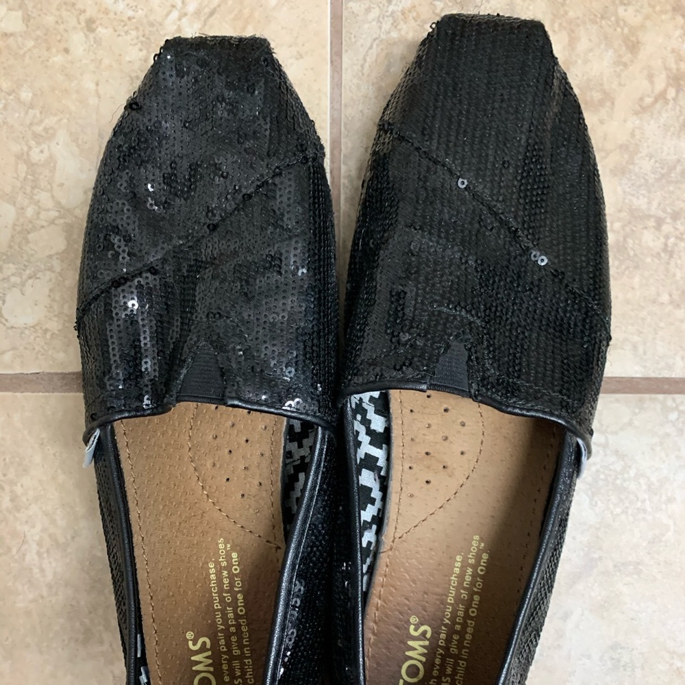 Toms shoes